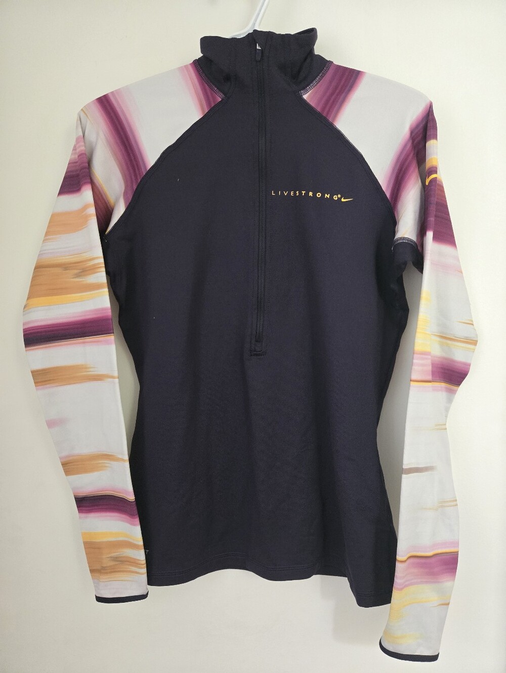 Ladies Nike LIVESTRONG Half-Zip Pullover - M